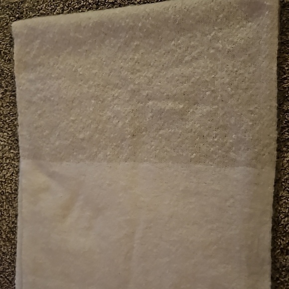 GENTLE FAWN Dusty Pink Color Block Fringe Winter Shawl Scarf - Picture 4 of 9